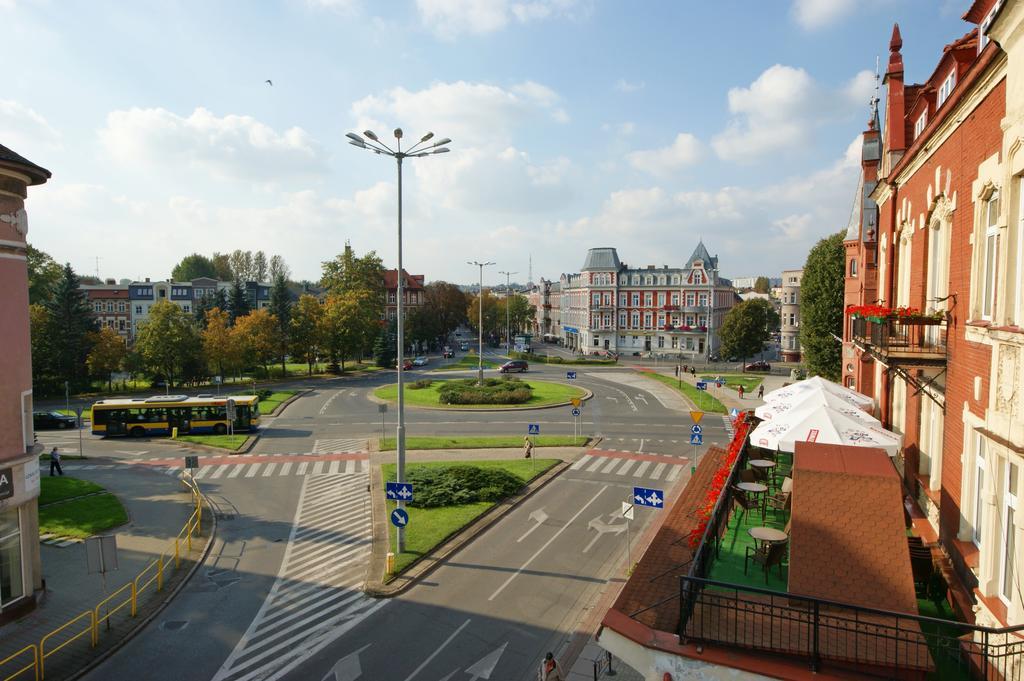Hotel Staromiejski Слупск Екстериор снимка